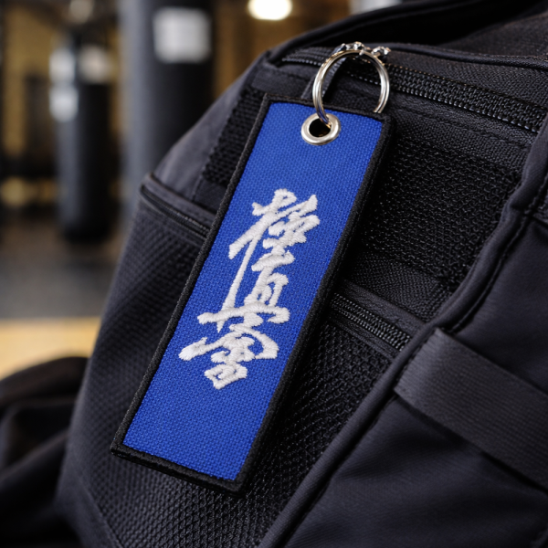 bxrfutjecm-4.png Brelok Karate Kyokushin Niebieski - haftowany